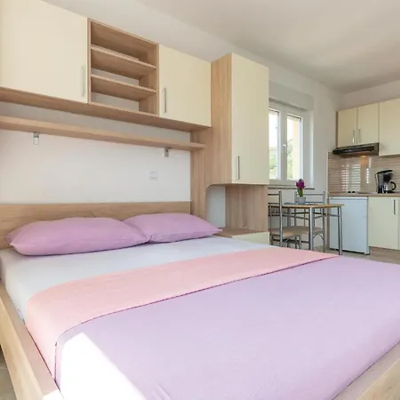 Appartement In *